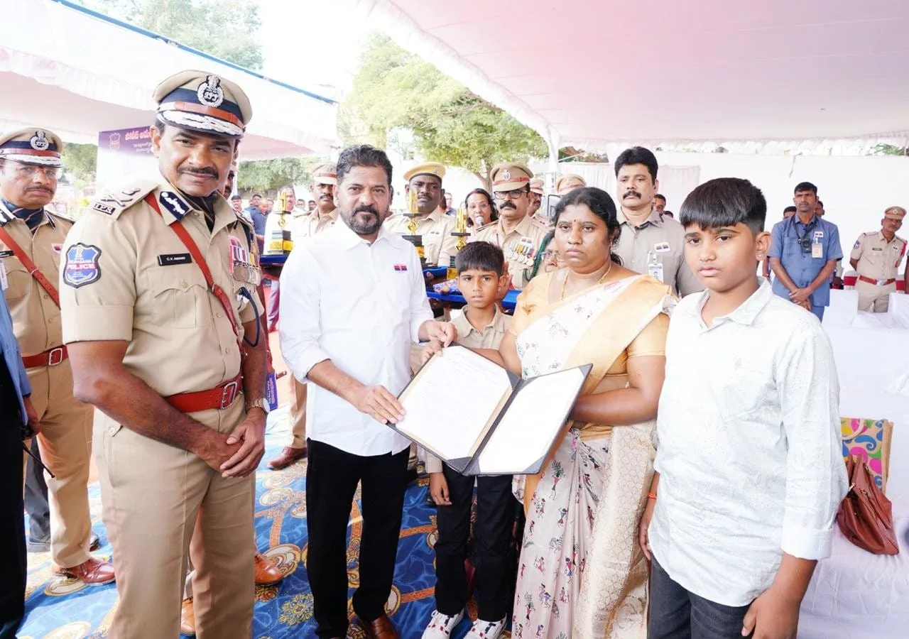2028 నాటికి పోలీసు ఖాళీలన్నీ భర్తీ చేస్తాం: సీఎం